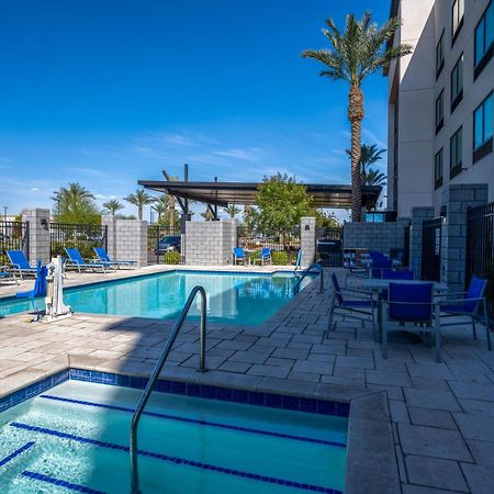 Holiday Inn Express & Suites - Gilbert - Mesa Gateway Airport Zewnętrze zdjęcie